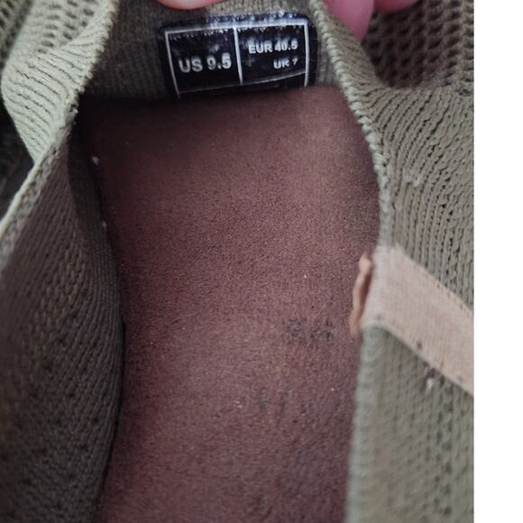 Saola Women's Shoes Size 9.5 Green Slip On Comfort Breathable Slip On Casual - Picture 8 of 9